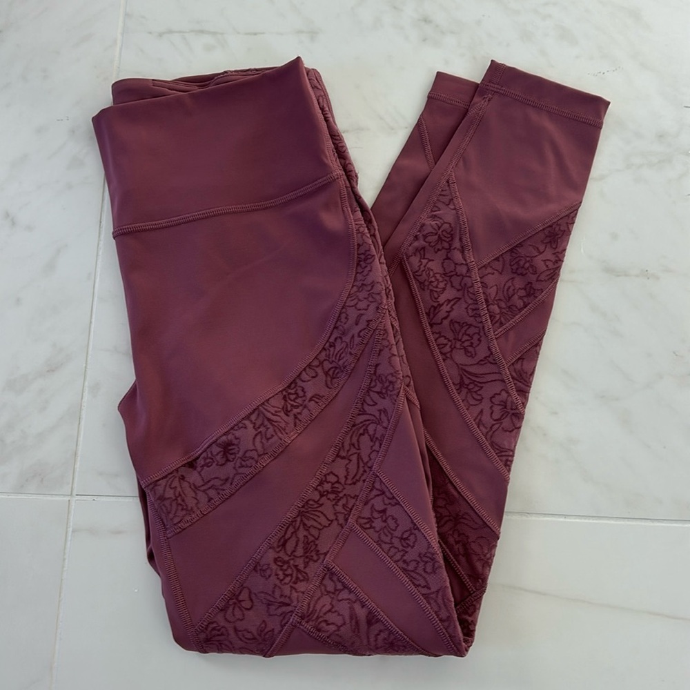 Lululemon leggings